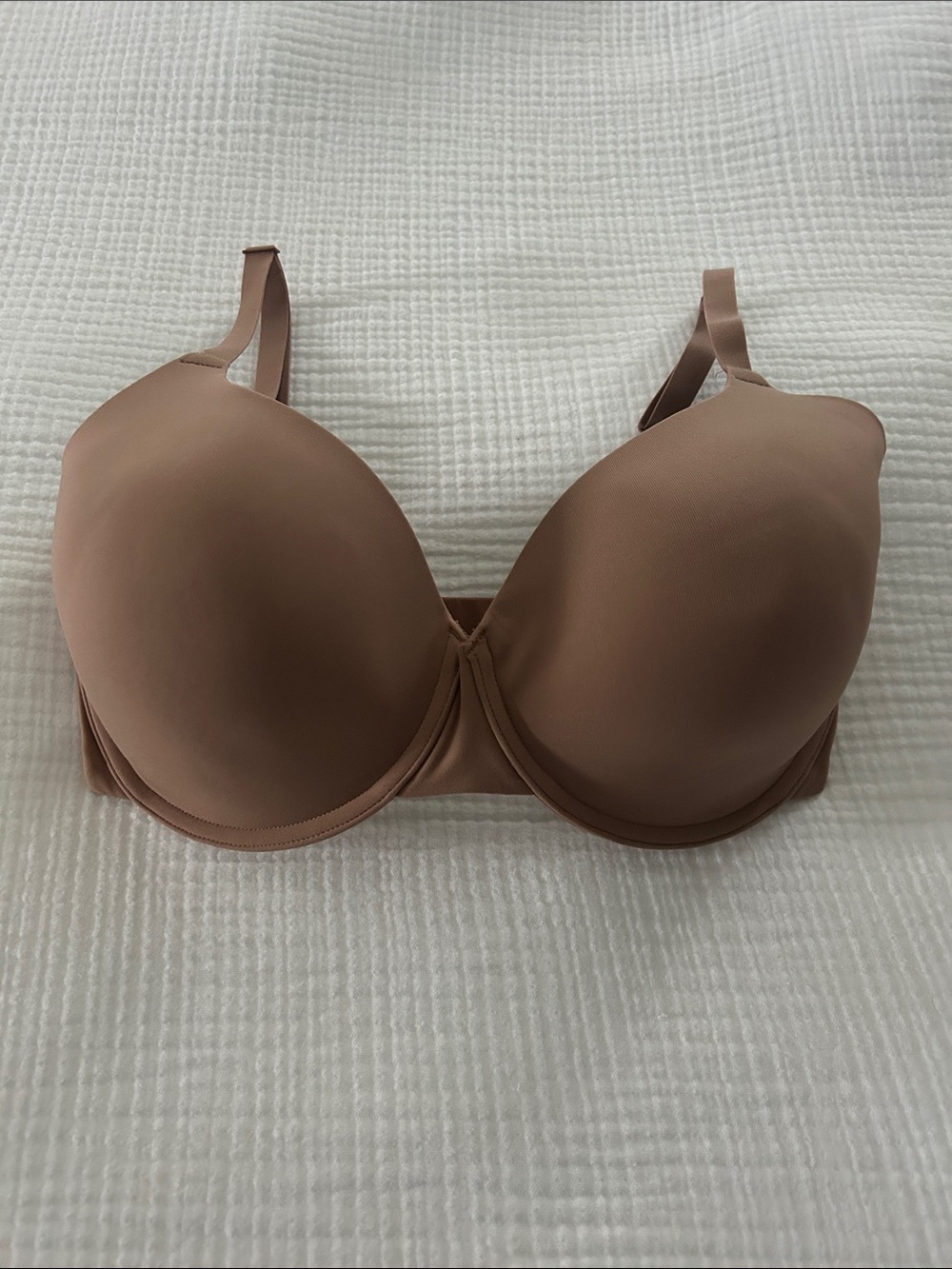 Skims T-Shirt Bra in Nude